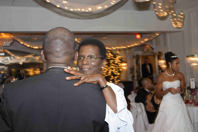 0090COPYRIGHTEDIMG_7228.JPG - Mother and Son danced to "What A Wonderful World" by Louis Armstrong