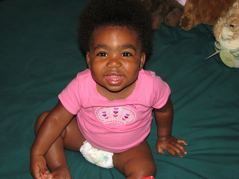 Mikayla_Mix_033.JPG - All greased up and afro'd for bed. The bottoms have apparently disappeared