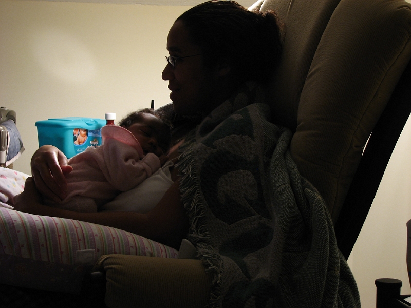 More_Mikayla_336.JPG - Kim's night station with Mikayla in her favorite position.